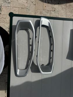 Jeep bumper trim