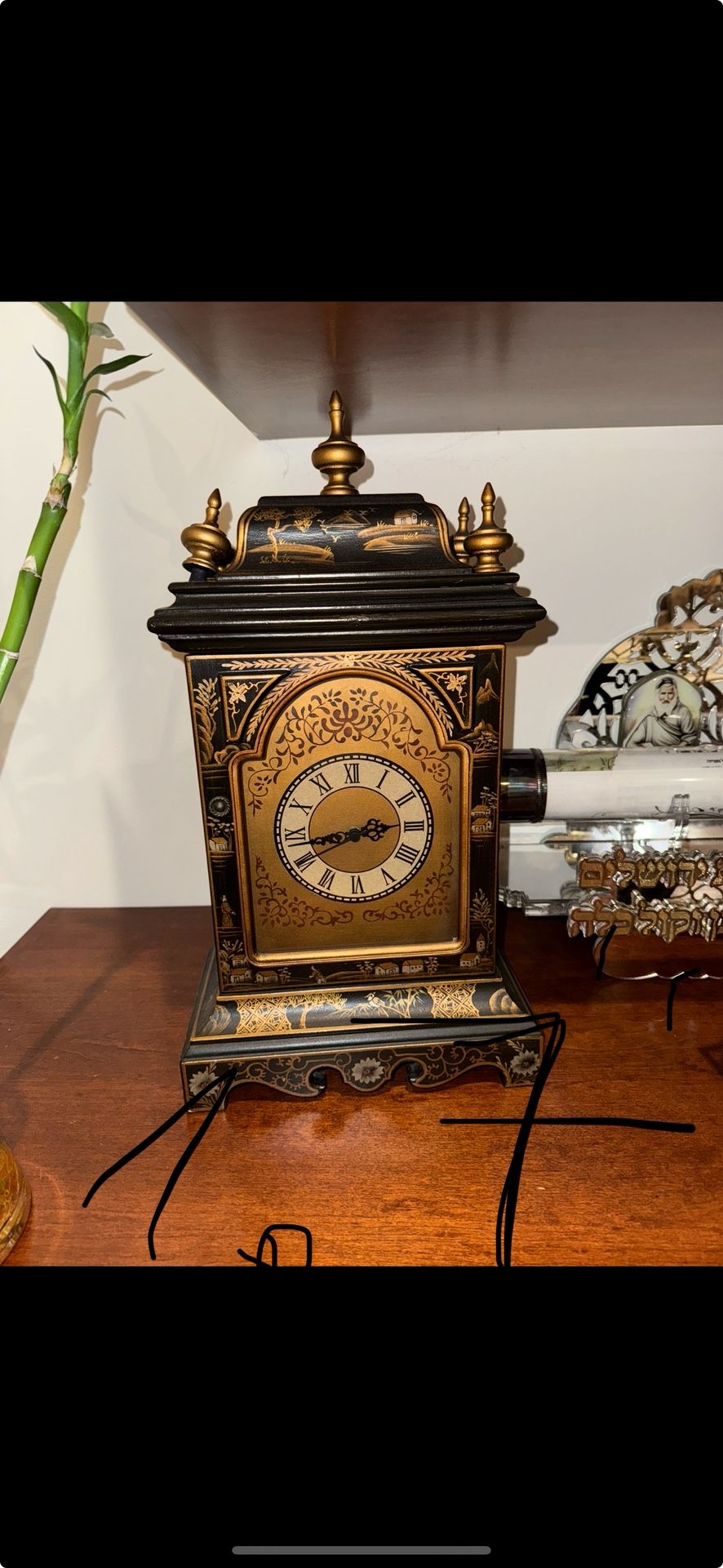 Antique Old Like New Clock Fashion 