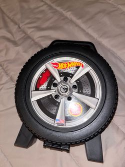 Hot Wheels Wheel-Shaped Car Case
