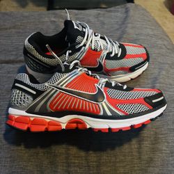 nike vomero 5's
