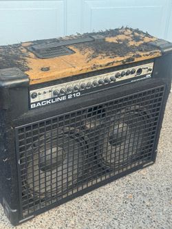 Backline 210 300 watt bass amp