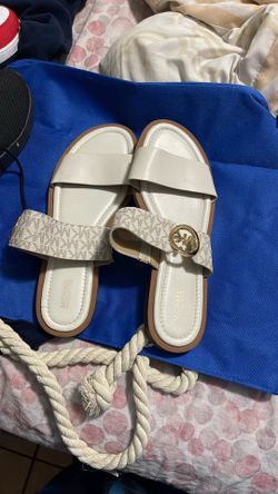 Micheal Kors Sandals