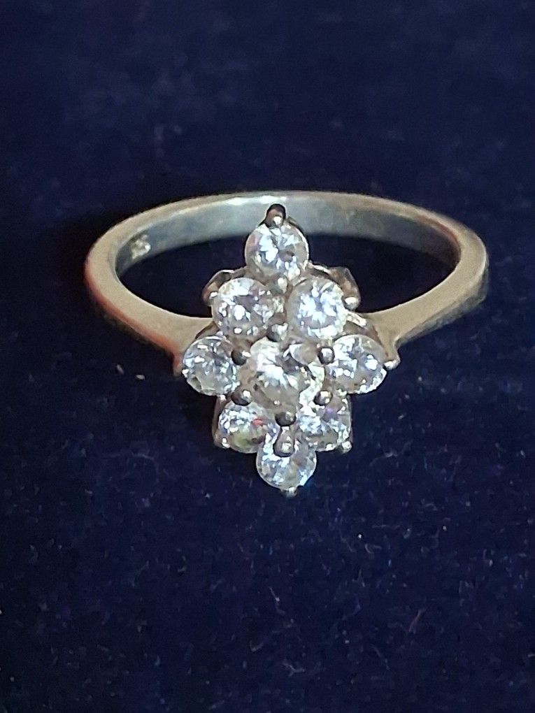 Women's Size 9 Ring