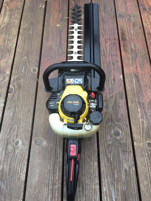 2001 John Deere H20D HedgeTrimmer,24" made in Japan,great condition