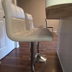 Set of two chair for kitchen island