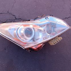 2007-2014 Infiniti G37 Xenon Headlight With All The Accessories Oem. 