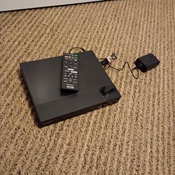 Sony Blu-Ray BDP-S1700 Player w Remote