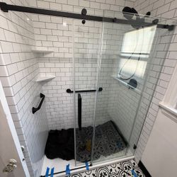 Shower Door With Install 3/8 Glass 