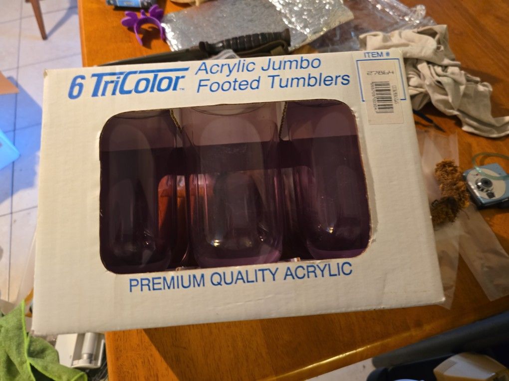New acrylic jumbo Footed tumblers