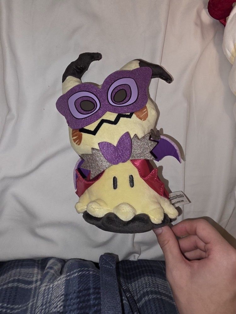 Mimikyu Plush