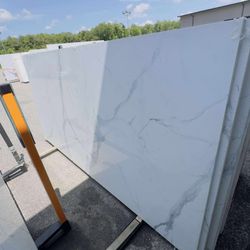 QUARTZ STONE SLABS JUMBO IN CALACATTA MARBLE 📏Each slabs cover 55.1 sq.ft, Thickness 3 cm 🔥Price $799 per Slab🔥 