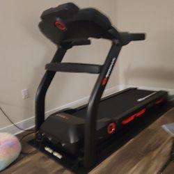 Treadmill 