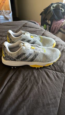 Adidas Shoes size 5 women