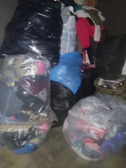 Girl and kid clothes and bag and shoe make me an offer for all
