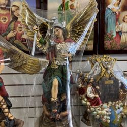 Inmagenes Religiosas, San Juditas, San Miguel Arcangel, Ñino Dios, Etc.