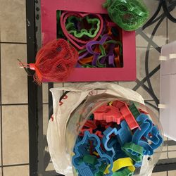 Cookie Cutters 