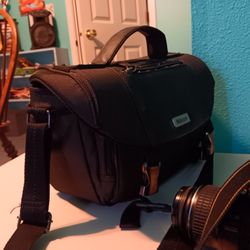 Nixon Camera Mint  
