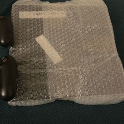 PS4 With 2 Controllers