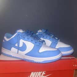 Nike Dunk Low UNC Size 8