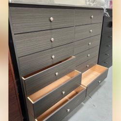 12 Drawer Dresser 