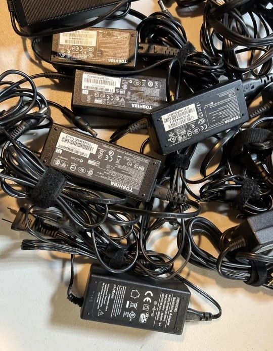 Charger LAPTOP