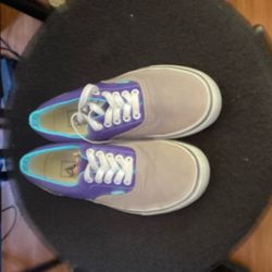 gray and purple vans size 7.5