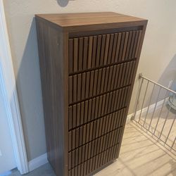 Fluted Tall 6 Drawer Dresser, Mid Century Dresser for Bedroom, 45 Inch Wood Chest of Drawers, Modern Closet Clothes Organizer, Walnut Wooden Storage f