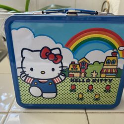 Hello Kitty Cute Tin Lunch Pail