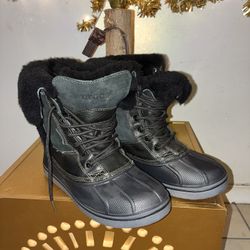 Crocs Allcast Luxe Duck Boots