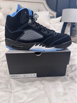 Jordan 5 black/ university blue
