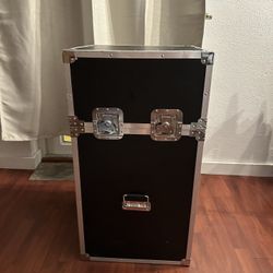 Heavy-Duty Protective Road Case - Professional Flight Case Rugged ATA Flight Case with Foam Lining  Large Professional Utility 