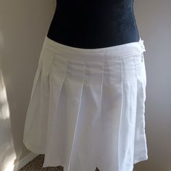 Forever 21 White Pleated Skirt XL