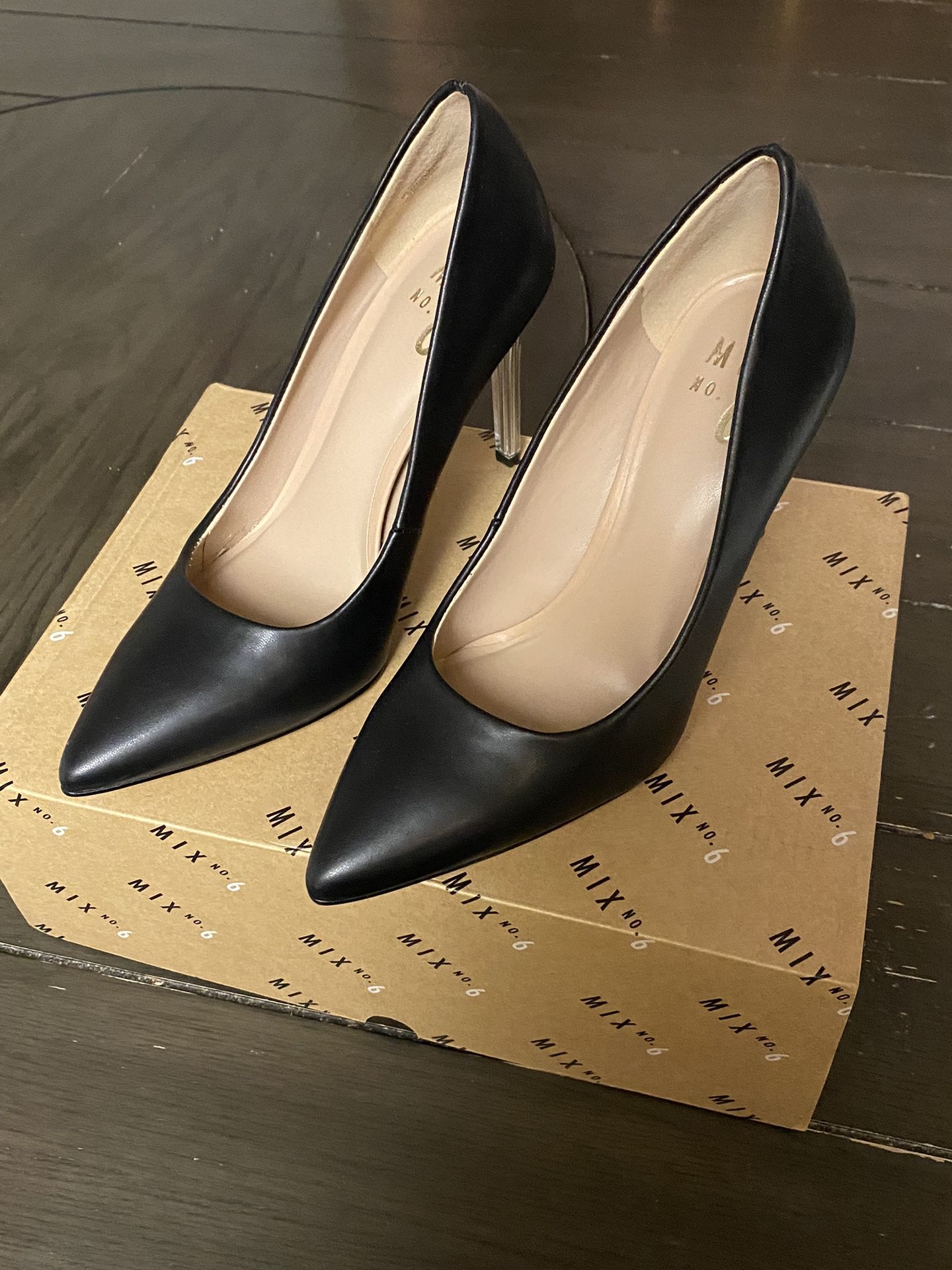 Mix No. 6 Danyah Pump - Size 6, Black Woman’s High Heels