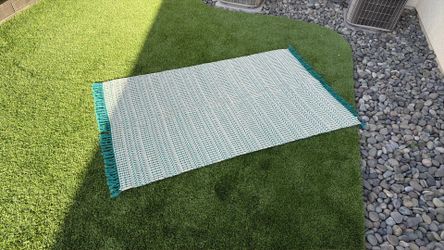 Cotten woven area rug 4x6