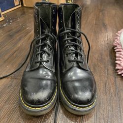 Doc Martin's Size 6