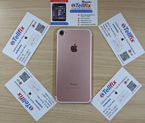 iPhone 7. 32GB. Factory unlocked 🔓 Like new condition 🎁 With warranty 🧾