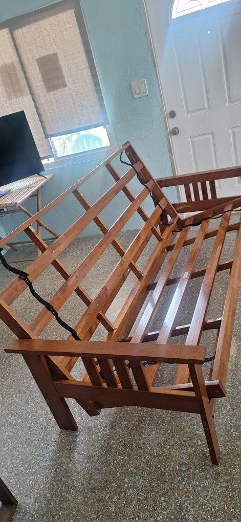Free QUEEN Size FUTON - NO CUSHION
