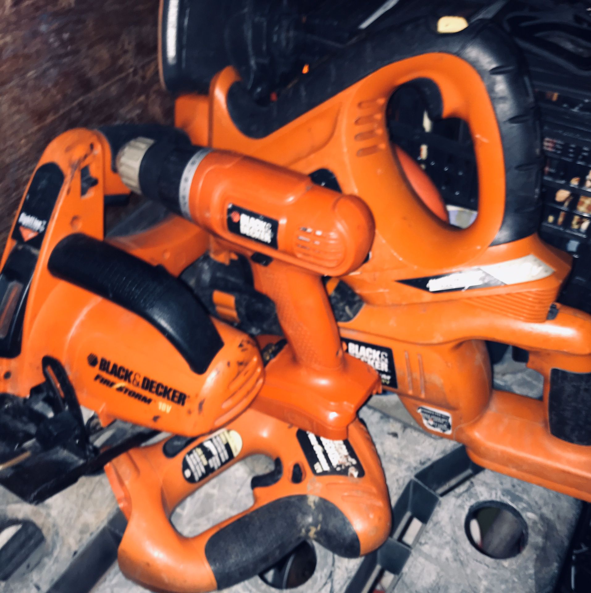 Black&decker bundle: corded and cordless tools