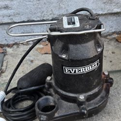 Submersible Pump 