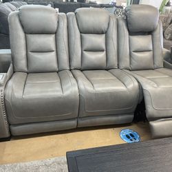 Sofa & Loveseat 