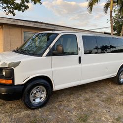 2011 Chevy Passenger Van