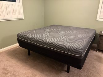 Sealy Posturepedic Hybrid Mattress