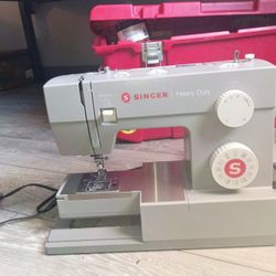 Sewing Machine + Kit