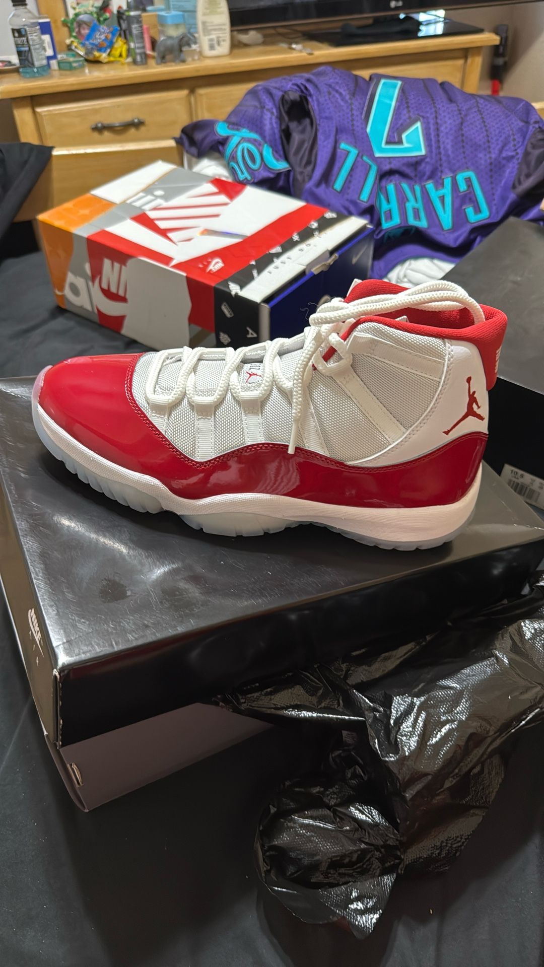 Jordan 11 Cherry 10.5 “DS”