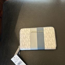 Brand new Michael Kors wallet