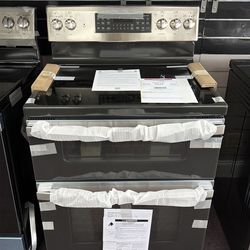 GE 30" Free-Standing Electric Double Oven Convection Range