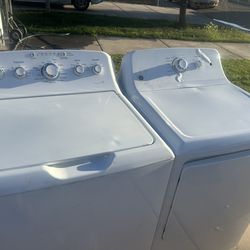 GE washer and electric dryer both working great !50$ delivery  30day warranty