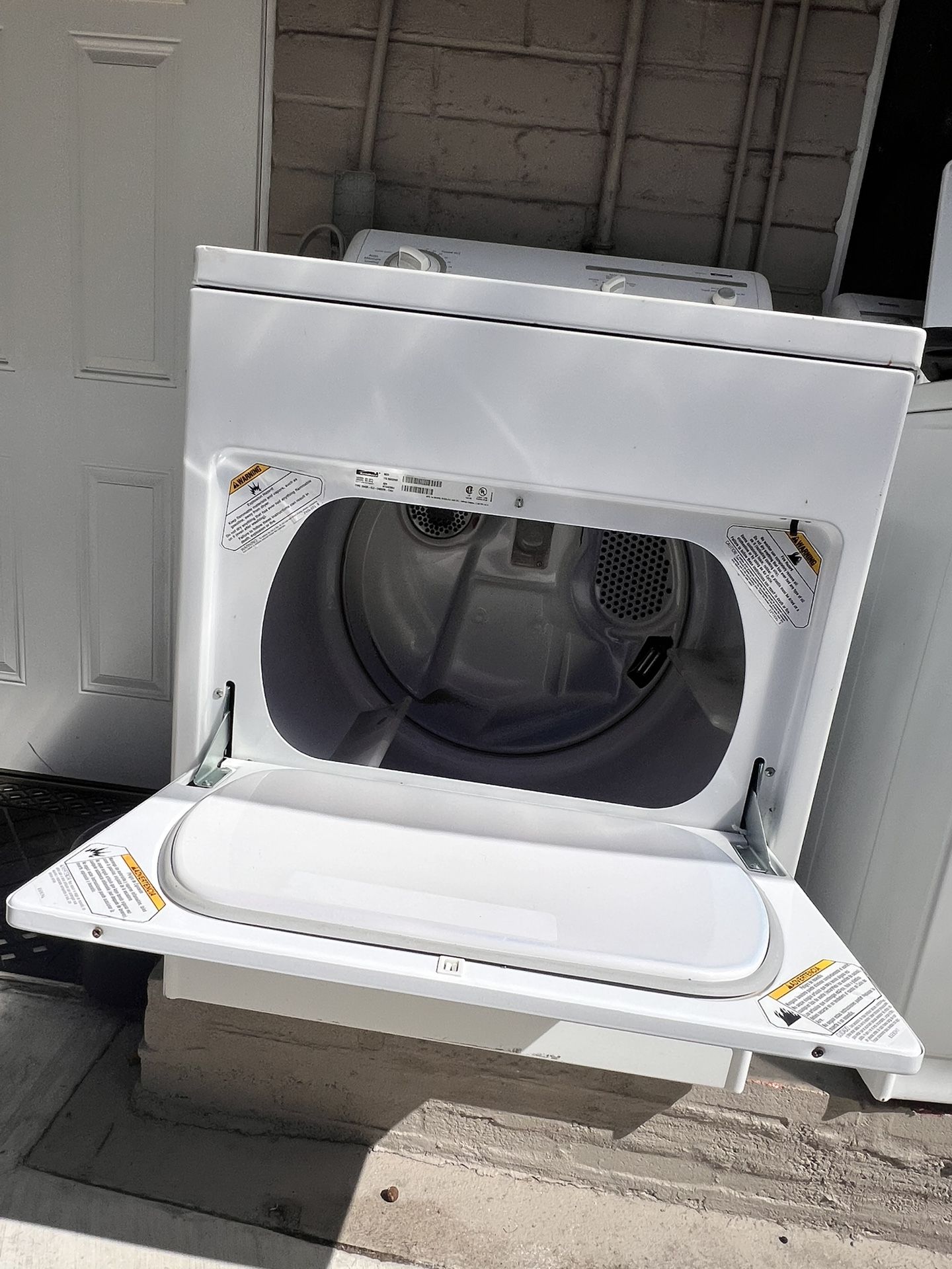 clothes dryer / secadora de ropa