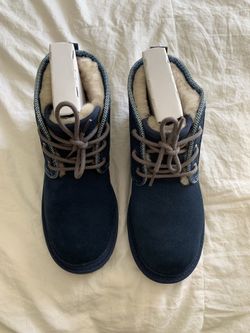 Ugg Boots NEW size 6