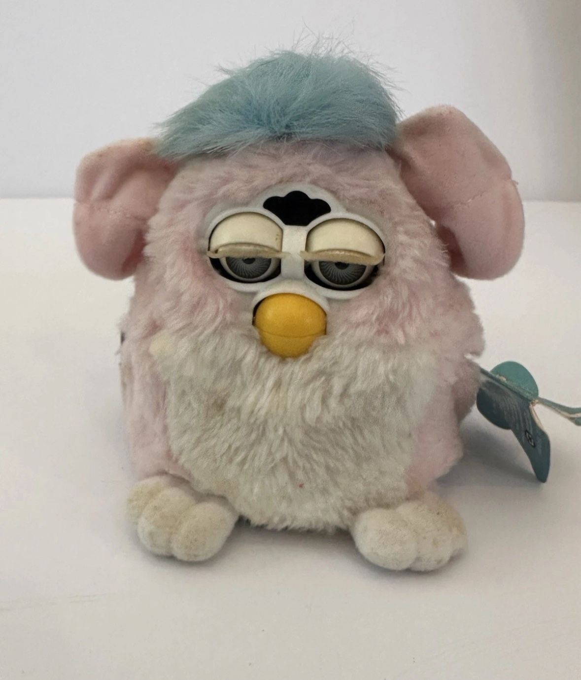 Vintage 1999 Original Pink White Peachey Furby Babies Blue Hair, WORKING Tags